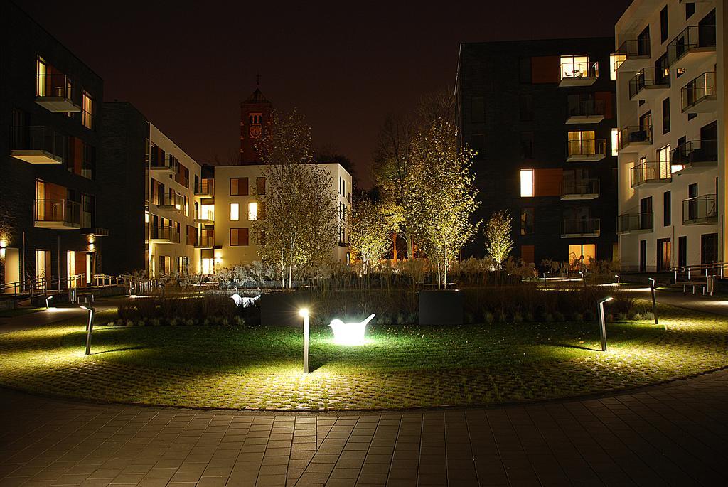 Novum City Center Near The Train Station By Sun & Snow Krakow Bagian luar foto